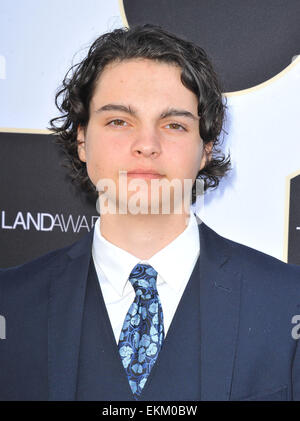 Los Angeles, Californie, USA. Apr 11, 2015. Max Burkholder participant à la 2015 TV Land Awards tenue au Saban Theatre de Los Angeles, Californie le 11 avril 2015. 2015 : Crédit D. Long/Globe Photos/ZUMA/Alamy Fil Live News Banque D'Images