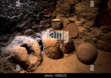 Deux four dans un village traditionnel berbère dans l'est du Maroc. Banque D'Images