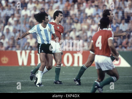 Coupe du Monde 1982 Groupe Trois match à Alicante, Espagne. Argentine 4 v Hongrie 1. Mario Kempes de l'Argentine. 18 juin 1982. Banque D'Images