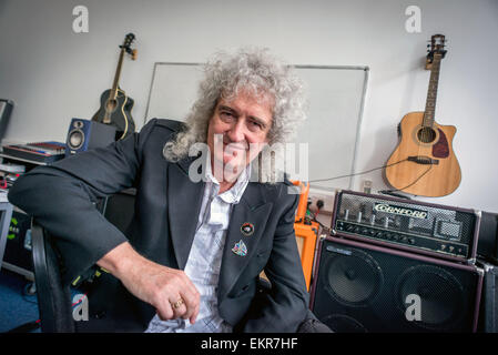 Brighton, UK. 13 avril, 2015. Militant et le guitariste Brian May d'être interviewé à l'école de Brighton BIMM. Crédit : Andrew Hasson/Alamy Live News Banque D'Images