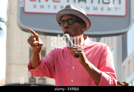 New Kids on the Block La cérémonie de dévoilement d'étoiles sur le Hollywood Walk of Fame en vedette : Arsenio Hall où : Hollywood, California, United States Quand : 09 Oct 2014 Banque D'Images