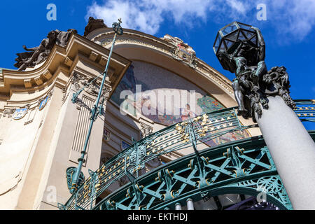 Obecni Dum - Maison municipale de style Art Nouveau de Prague République Tchèque Banque D'Images