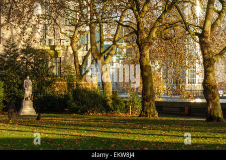 Jardins de Pimlico par Tamise, Londres, UK Banque D'Images