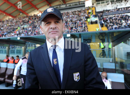 L'entraîneur-chef de Palerme Giuseppe Iachini lors de la Serie A italienne match de football entre l'Udinese et Palerme Banque D'Images