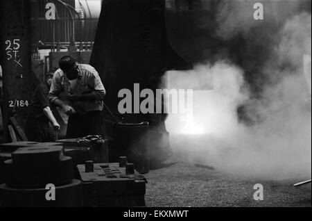 Les travailleurs de l'anglais Steel Corporation steelworks. 2 octobre 1967. Banque D'Images