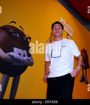 Londres, Royaume-Uni. 14 avr, 2015. Joey Essex. L'arrivée de talents pour M&M'S Election parti à Leicester Square. Megawhat Crédit : Rachel/Alamy Live News Banque D'Images