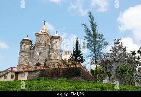 Pattumala Matha Eglise et centre de pèlerinage au Kerala, en Inde Banque D'Images