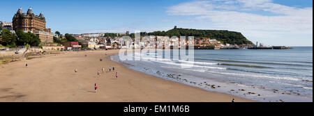 Royaume-uni, Angleterre, dans le Yorkshire, Scarborough, South Sands Beach Banque D'Images