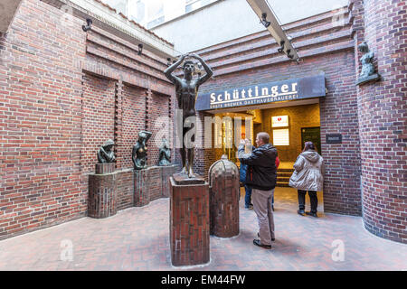 Brasserie historique de l'Boettcher Street dans la vieille ville de Brême, Allemagne Banque D'Images