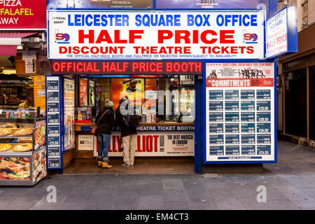 Discount Theatre Ticket box office à Leicester Square à Londres, Royaume-Uni Banque D'Images