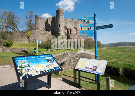 Informations touristiques sur Château Carmarthenshire Carmarthen Wales Banque D'Images