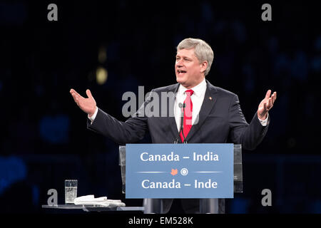 Toronto, Canada. 15 avril, 2015 . Des milliers ont accueilli le Premier Ministre indien Narendra Modi au Ricoh Coliseum de Toronto. La visite au Canada est la première par un Indien PM depuis arrêté par Indira Gandhi en 1973. Credit : Victor Biro/Alamy Live News Banque D'Images