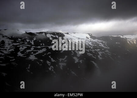 Vue depuis le sommet du mont Dalsnibba, près de Geiranger, Norvège, Scandinavie, Europe Banque D'Images