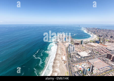 Parachute sur Iquique, Chili, Amérique du Sud Banque D'Images