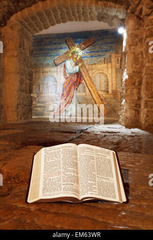 Israël, Close-up of Bible et fresque avec Jésus Christ, Jérusalem Banque D'Images