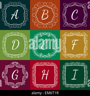 Ensemble de monogrammes dessinés à la main avec des cadres colorés de style Banque D'Images