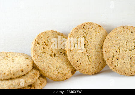 Partie intégrante des cookies et de blé sur fond blanc Banque D'Images