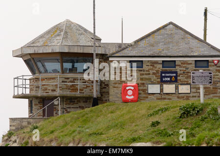 Sa station de garde-côtes Majestys Looe, Cornwall, Angleterre Banque D'Images