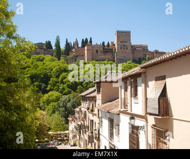 Cuesta de la Victoria dans le quartier Albaicin, Grenade, Espagne Voir plus à l'Alhambra Banque D'Images