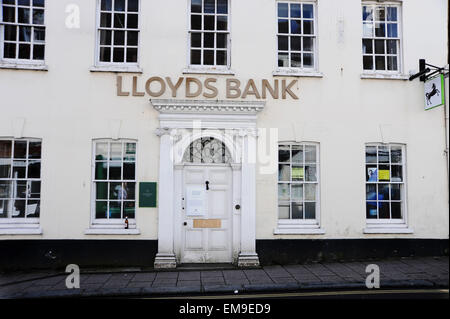 Fermé la succursale locale de la Banque Lloyds à Lewes High Street East Sussex UK Banque D'Images