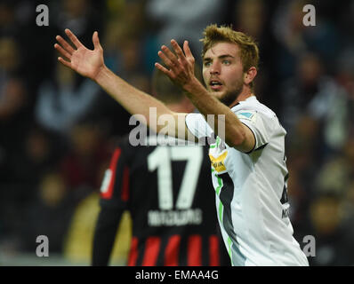 Francfort, Allemagne. Apr 17, 2015. De Moenchengladbach Christoph Kramer réagit au cours de la match de football Bundesliga Eintracht Francfort vs Borussia Moenchengladbach à Francfort, Allemagne, 17 avril 2015. Photo : Arne Dedert/dpa/Alamy Live News Banque D'Images