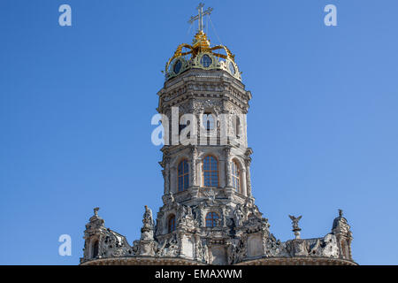 Cathédrale de Notre Dame signe dans un village Dubrovitsy Banque D'Images