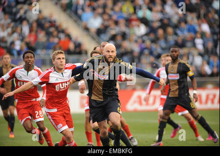 Chester, Pennsylvanie, USA. Apr 19, 2015. New England Revolution et Union européenne en action La révolution a battu 2-1 à l'Union européenne PPL Park à Chester Pa Credit : Ricky Fitchett/ZUMA/Alamy Fil Live News Banque D'Images