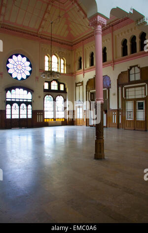 Salon de la gare Sirkeci architecture historique, dernière station de l'Orient Express à Istanbul, Turquie Banque D'Images