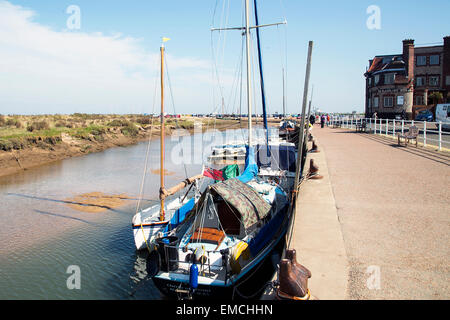 Bateaux dans blakeney Banque D'Images