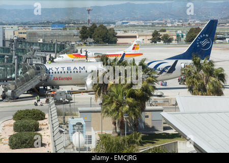 Air Europa et Iberia d'avions sur le tarmac de l'Aéroport International de Malaga Banque D'Images