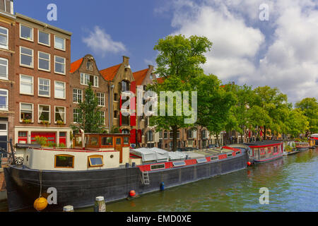 Avec des canaux d'Amsterdam, Hollande houseboats Banque D'Images