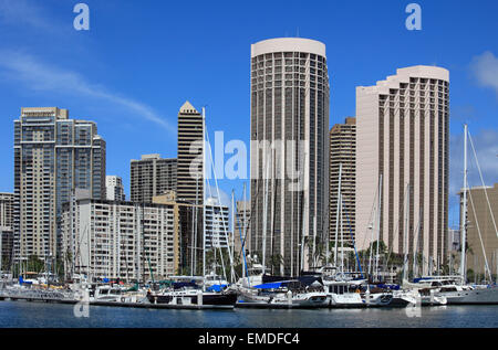 Hawaii, Oahu, Waikiki, Ala Wai Yacht Harbour, d'horizon, Banque D'Images
