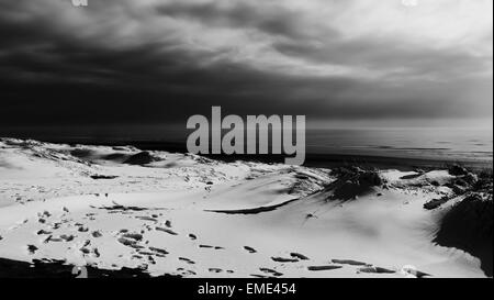 C'est la plage à Camber, Angleterre du Sud-Est, prise après de fortes chutes de neige en 2011. Banque D'Images