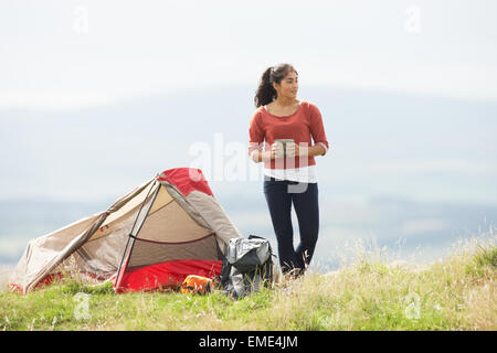 Teenage Girl on In Countryside Banque D'Images