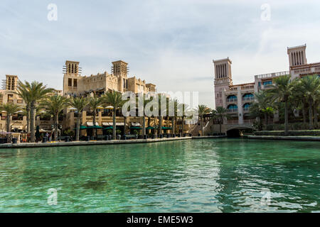 Tour de bateau abara Madinat Jumeirah à Dubai, UAE Banque D'Images