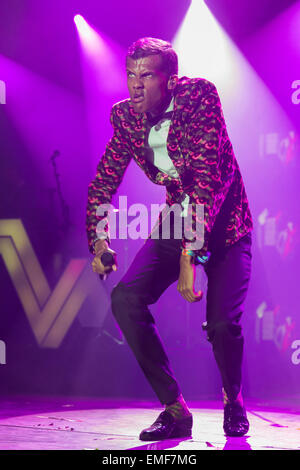 Indio, California, USA. Apr 19, 2015. Musicien expérimental PAUL VAN HAVER (aka STROMAE) effectue en direct durant les trois jours de musique Coachella festival des arts et à l'Empire Polo Club à Indio, Californie © Daniel DeSlover/ZUMA/Alamy Fil Live News Banque D'Images