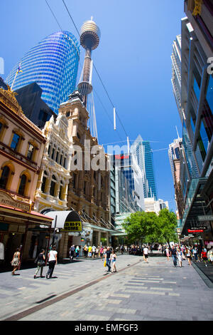 Sydney, Australie - DEC 8 - Pitt St Mall au milieu d'une journée bien remplie en CBD de Sydney le 8 février 2015. Banque D'Images