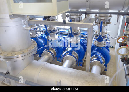 Filtre de purification de l'eau dans l'usine d'équipement Banque D'Images