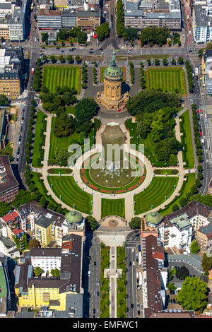 Water tower et parc, Friedrichsplatz, Mannheim, Bade-Wurtemberg, Allemagne Banque D'Images