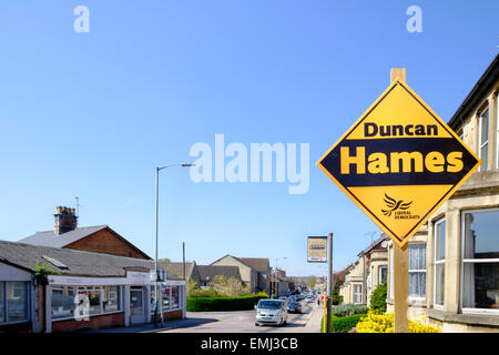 Chippenham, UK. 21 avril, 2015. Une plaque pour la campagne démocrate libéral candidat parlementaire Duncan Hames est photographié à Chippenham. M. Hames a remporté le siège dans le 2010 avec une majorité 0f 2470 (4,7  %), le siège est considéré comme marginal et est un grand objectif pour les conservateurs. Credit : lynchpics/Alamy Live News Banque D'Images