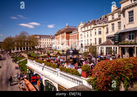 Le Pitcher & Piano Bar Riverside, Richmond upon Thames, London, England Banque D'Images