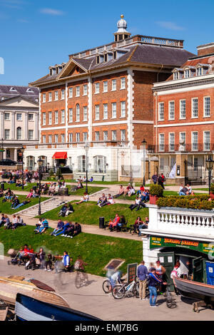 Riverside Bâtiments à Richmond upon Thames, London, England Banque D'Images