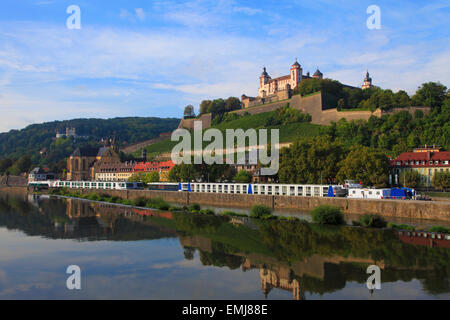 La forteresse de Marienberg Würzburg Allemagne Bavière rivière principale Banque D'Images