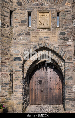 Porte du château Eilean Donan à Loch Duich en Ecosse. Banque D'Images