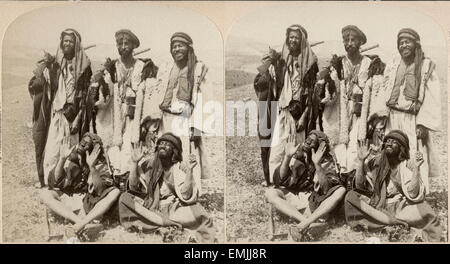 Voleurs bédouins, désert de Judée, près de la route de Jéricho, Palestine, carte stéréo, 1896 Banque D'Images