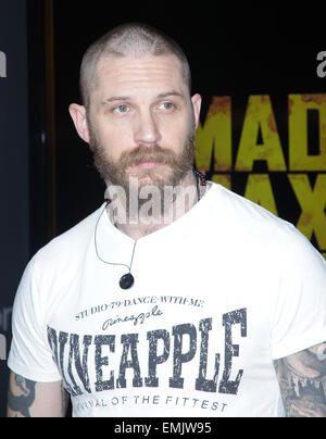 Las Vegas, Nevada, USA. Apr 21, 2015. Acteur Tom Hardy assiste à la Warner Bros CinemaCon 2015 présentation le 21 avril 2015 au Caesars Palace Hotel & Casino à Las Vegas, Nevada. Crédit : Marcel Thomas/ZUMA/Alamy Fil Live News Banque D'Images