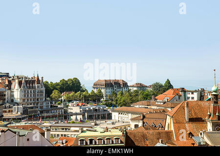 Lausanne vue sur l'horizon à Genève lac en été en Suisse Banque D'Images