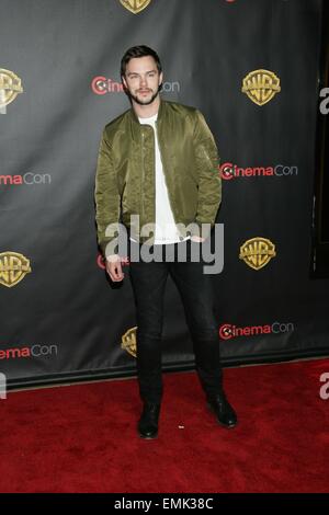 Nicholas Hoult présents pour Warner Bros Pictures 'The Big Picture' Événement au CinemaCon 2015, le Colosseum du Caesars Palace, Las Vegas, NV 21 avril 2015. Photo par : James Atoa/Everett Collection Banque D'Images