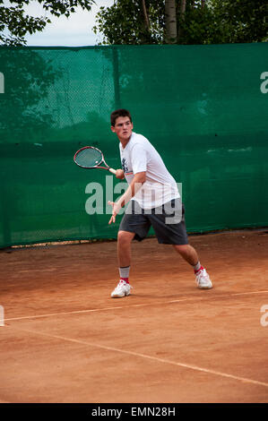 , Région d'Orenbourg, Russie, 18 juin, 2014 année. Compétitions de tennis junior Banque D'Images