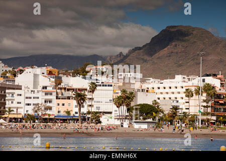 Plage de la ville de Los Cristianos, Tenerife, C Banque D'Images